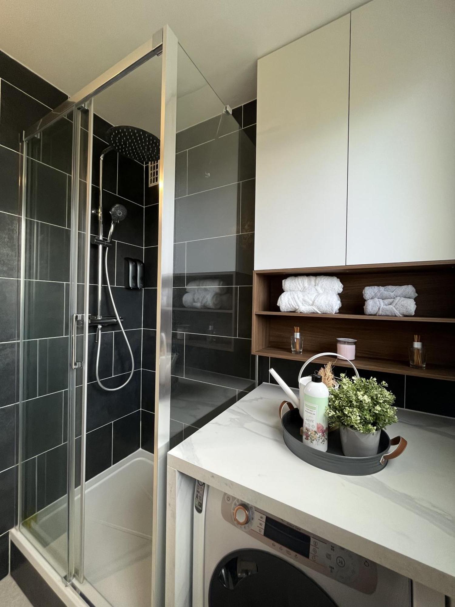 Entire 60M2 Apartment - Close To Paris - Parking - Kitchen - 2Min Rerb - Olympic'24 Bourg-la-Reine Exterior photo
