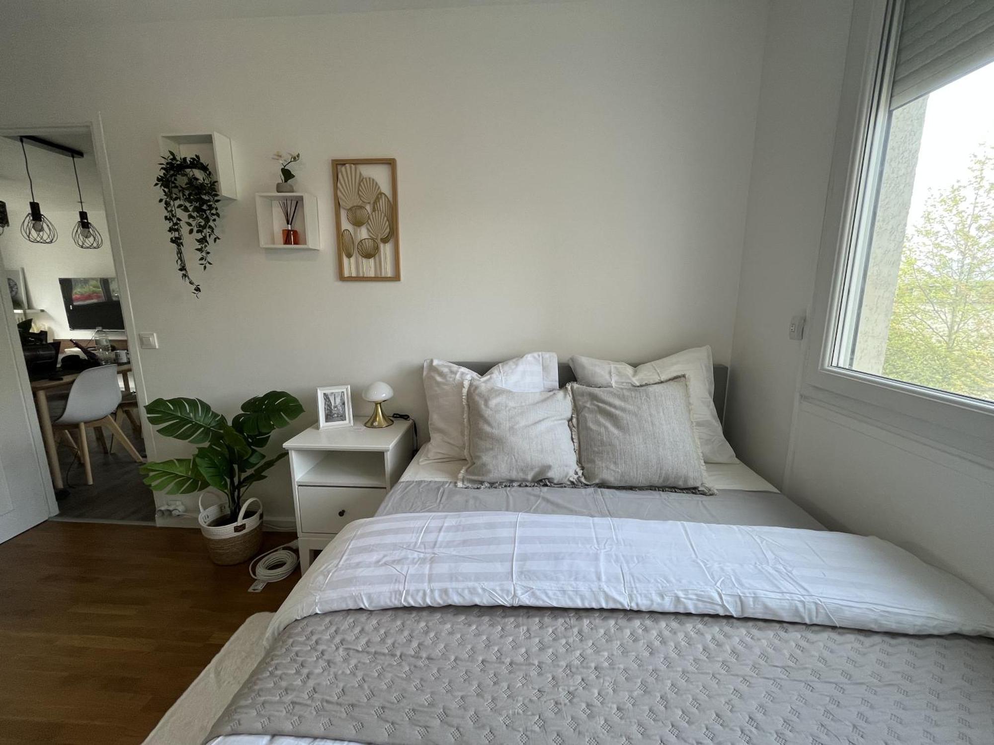 Entire 60M2 Apartment - Close To Paris - Parking - Kitchen - 2Min Rerb - Olympic'24 Bourg-la-Reine Exterior photo